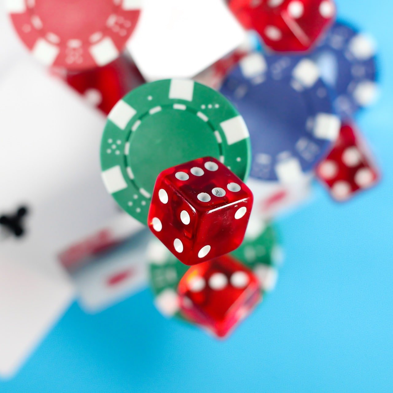 Người chơi trải nghiệm đặc quyền VIP fsbet trên mobile Việt Nam